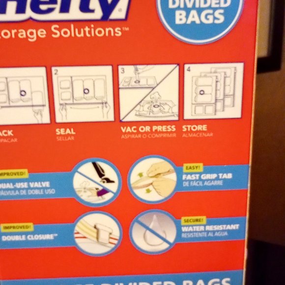 Hefty Storage Solutions Shrink Pak Bags 2 Total Large Divided Bags 2 x 2-Packs - Picture 12 of 13